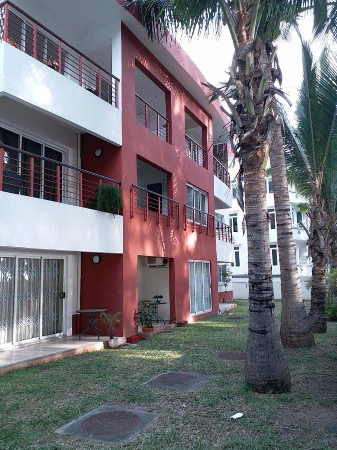 Beachfront Apartment Flic-en-Flacq Exterior foto